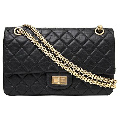chanel reissue 225 size